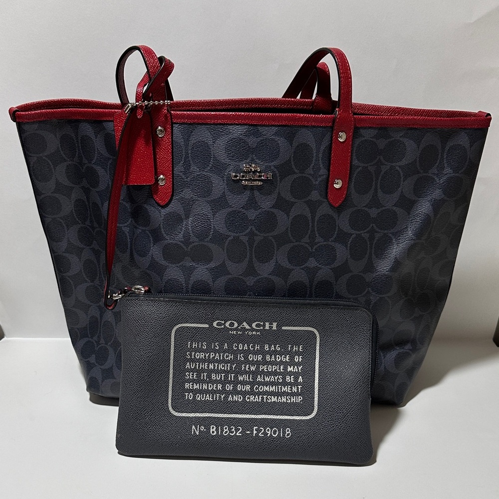 Coach Reversible Signature Logo Navy Tote with Red Trim & Detachable Pouch - Picture 4 of 7